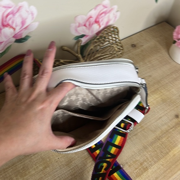 KARL LAGERFELD PARIS BODYCROSS CAMERA BAG - Picture 5 of 7